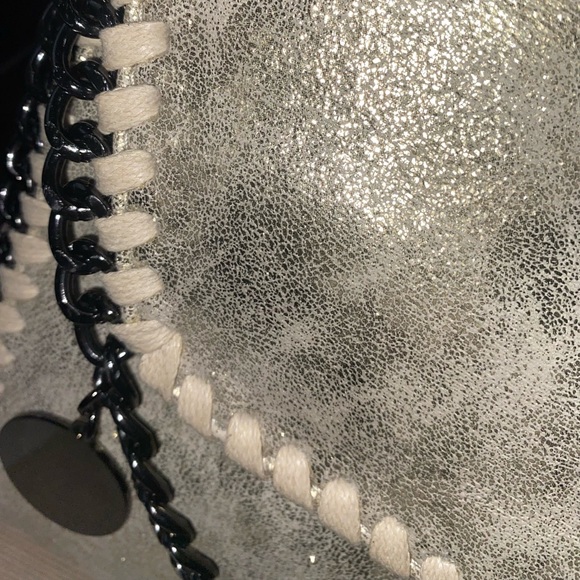 ✨Champagne Chain Handbag✨ - Picture 7 of 8